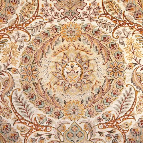 A Pakistan Isfahan Design Carpet image-4