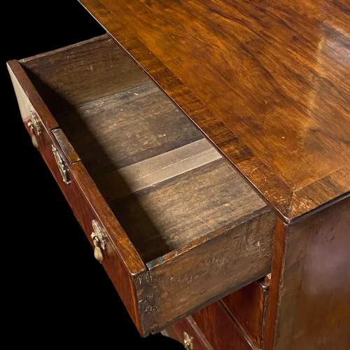 Early 18th Century English Walnut Chest of Drawers image-2
