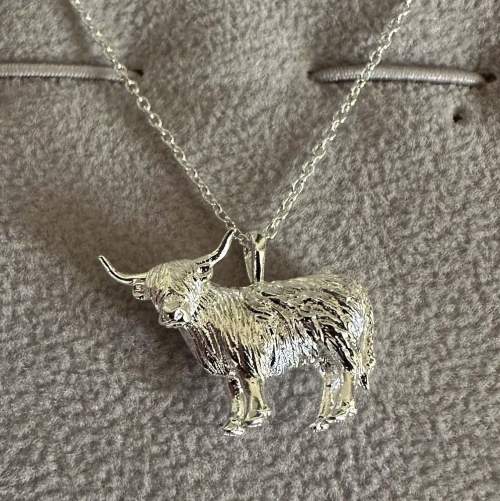 A Sterling Silver Standing Highland Cow Necklace image-2