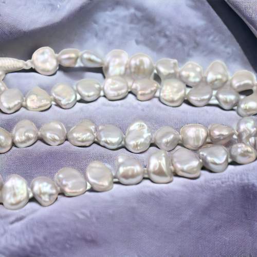 Vintage 14ct White Gold Baroque Single Strand Pearl Necklace image-1