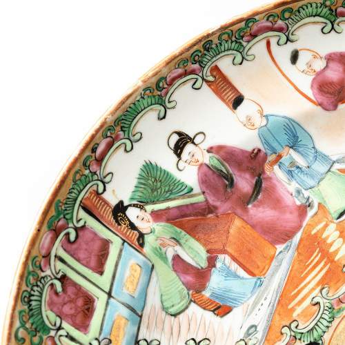 Antique Chinese Famille Rose Plate image-5