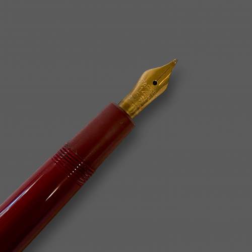 Mid 20th Century Parker Quink Red Duofold Fountain Pen image-3