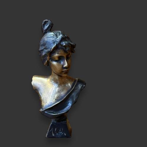 Rare Vintage Sculpture of a Young Classical Female Bust image-2