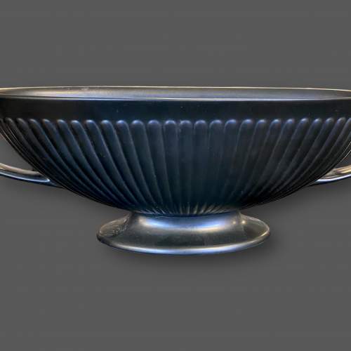 Mid 20th Century Wedgwood Black Basalt Vase image-3