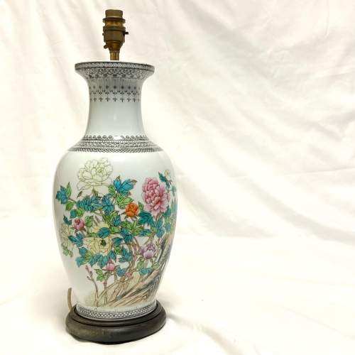 Chinese Hand Painted Vase Table Lamp image-1
