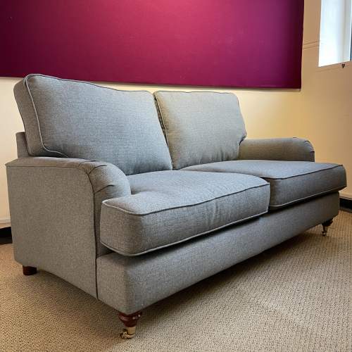 Classic style Two Seater Upholstered Sofa image-5
