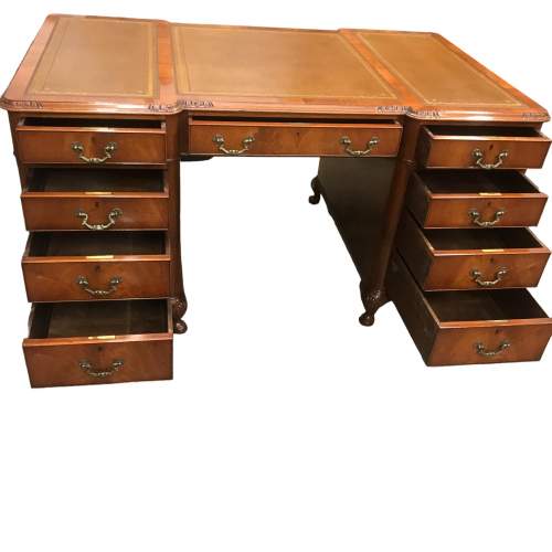 Good Quality Maples Burr Walnut Pedestal Writing Desk image-6