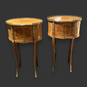 Early 20th Century Pair of French Kingwood Side or Bedside Tables