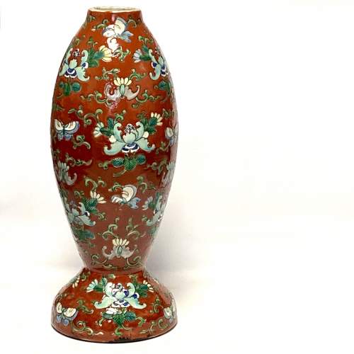 19th Century Chinese Vase of Unusual Shape image-1