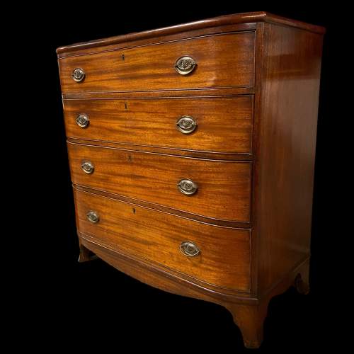 Regency Mahogany Bow Fronted Chest of Drawers image-1