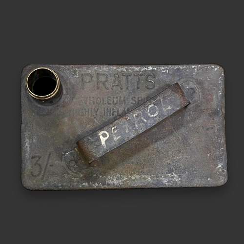 Pratts Two Gallon Petrol Can image-4