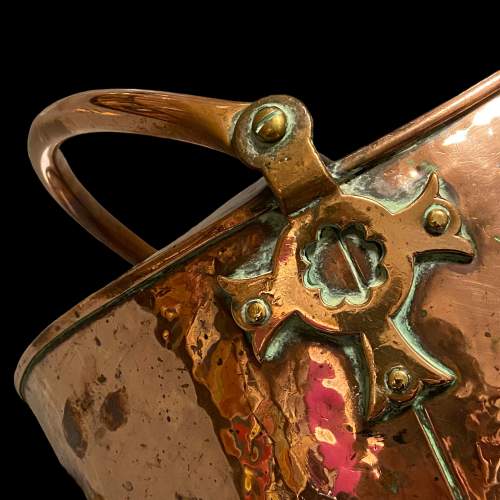 Victorian Copper Helmet Coal Scuttle image-5