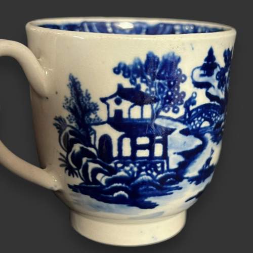 Late 18th Century Worcester Bandstand Coffee Cup image-3
