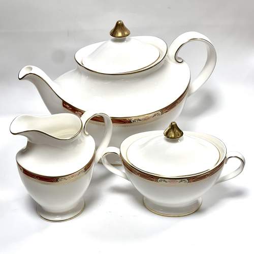 Royal Doulton Sandon Pattern Tea Set and Dinner Service image-2