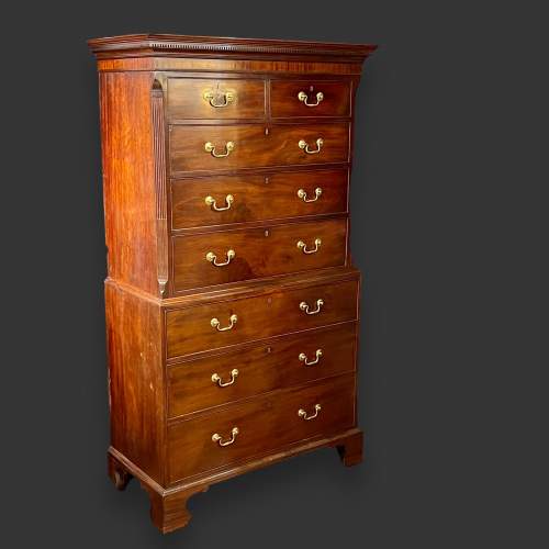 Late Georgian Mahogany Chest on Chest image-1