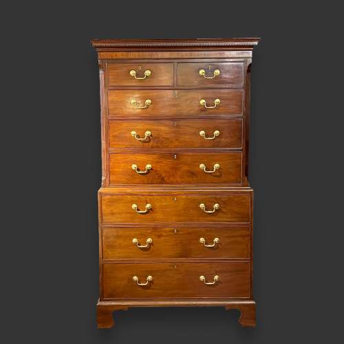 Late Georgian Mahogany Chest on Chest image-2