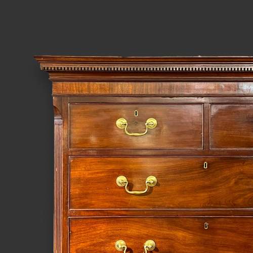 Late Georgian Mahogany Chest on Chest image-3