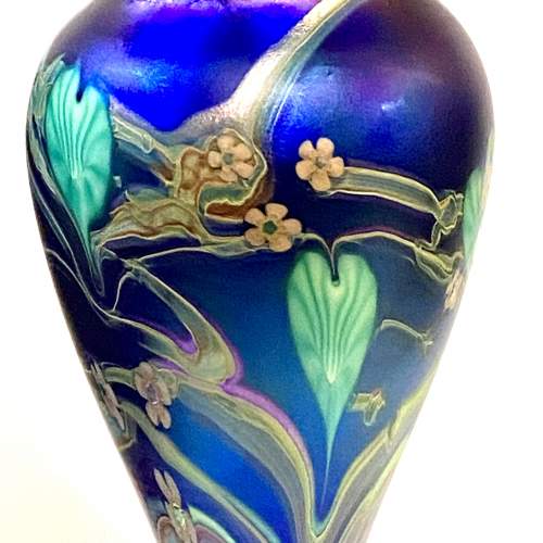 Okra Glass Viola Vase by Richard Golding image-3