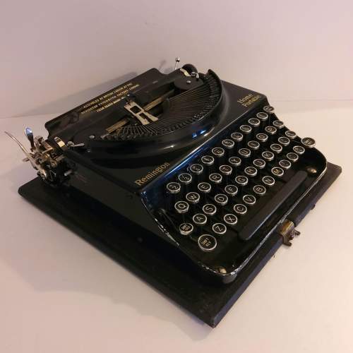 Remington Home Portable Typewriter image-2