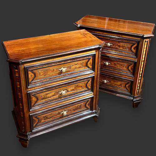 Pair of Small 18th Century Northern Italian Chest of Drawers image-1