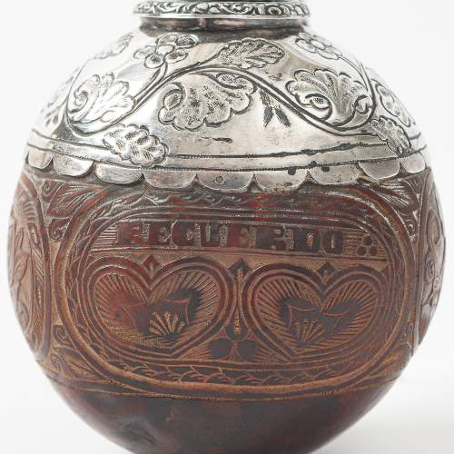 An Early 20th Century Carved Gourd Drinking Cup image-6