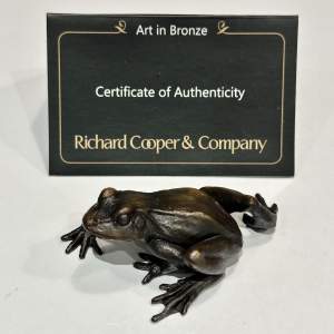 Bronze Small Frog Walking 931