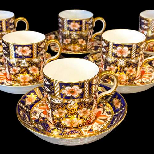 Set of Six Royal Crown Derby Imari Coffee Cans and Saucers image-2