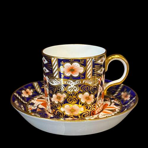 Set of Six Royal Crown Derby Imari Coffee Cans and Saucers image-3