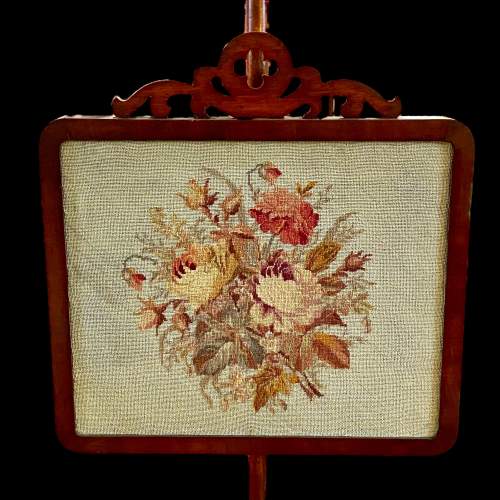 Early Victorian Mahogany Pole Screen with Tapestry image-2