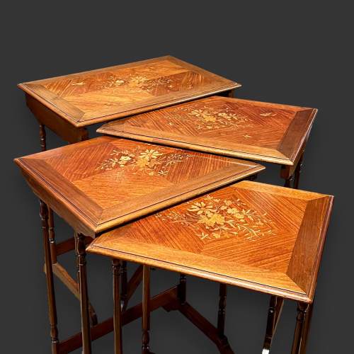 Late Victorian Nest of Four Mahogany Tables image-3