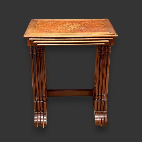 Late Victorian Nest of Four Mahogany Tables image-4