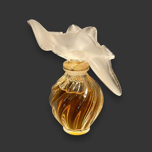 Nina Ricci Lalique Lair Du Temps Perfume image-2