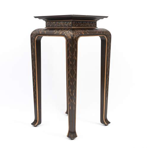 Large Japanese Lacquered Jardiniere Stand image-2