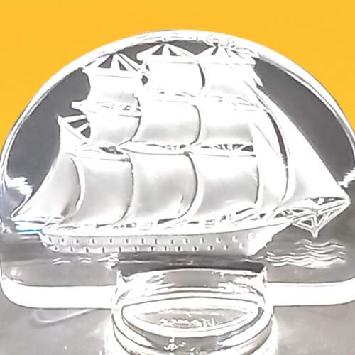 Lalique Crystal Glass Caravelle Dish image-2