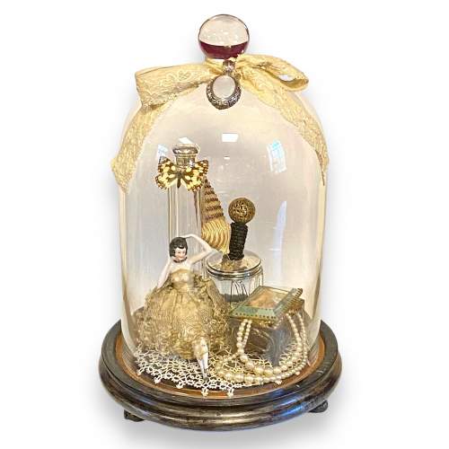 Decorative Antique Dome Display - Pearls image-1