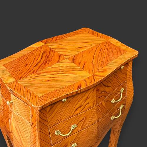 French Kingwood Work Chest image-3