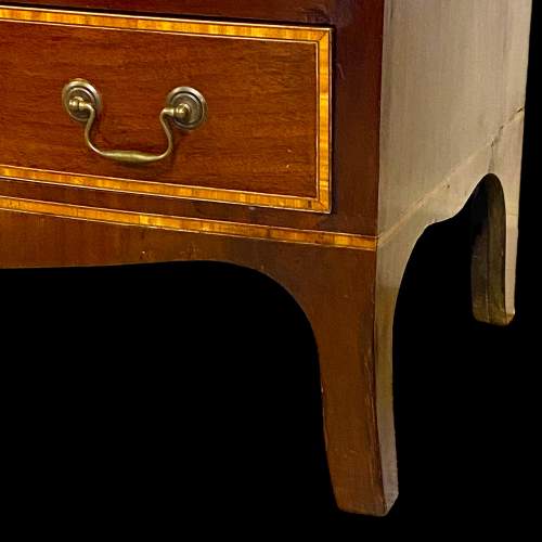 Early 20th Century Inlaid Mahogany Chest of Drawers image-2