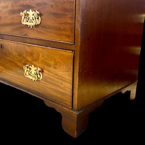 Mid 19th Century Mahogany Chest of Drawers image-6