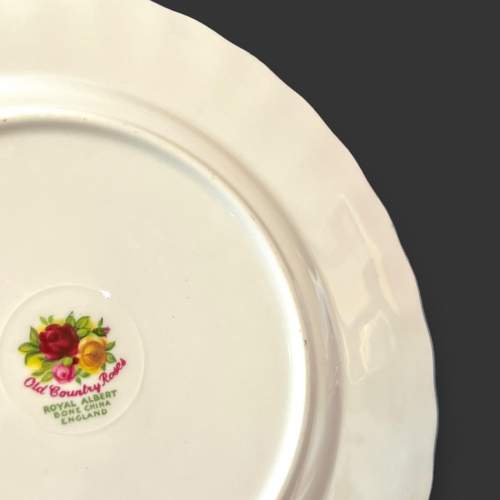 Set of Six Royal Albert Old Country Roses Trios image-6