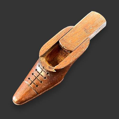 Victorian Rosewood Snuff Shoe image-5