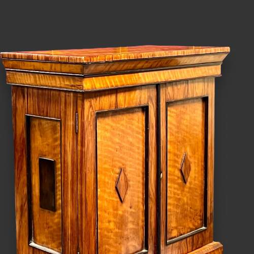 Victorian Satinwood Table Top Collectors Cabinet image-6