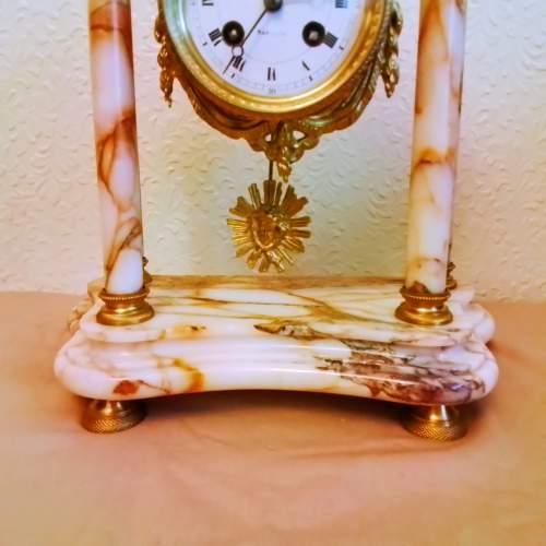 French White Marble and Bronze Three Piece Clock Garniture image-4