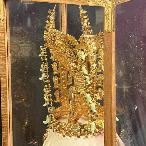 20th Century Replica Korean Gold Crown image-4