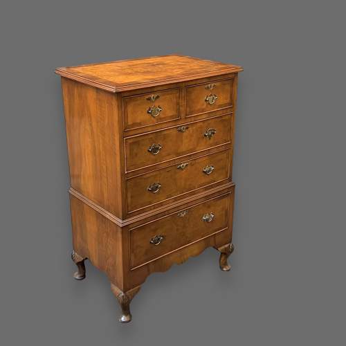 Early 20th Century Queen Anne Style Chest on Stand image-1