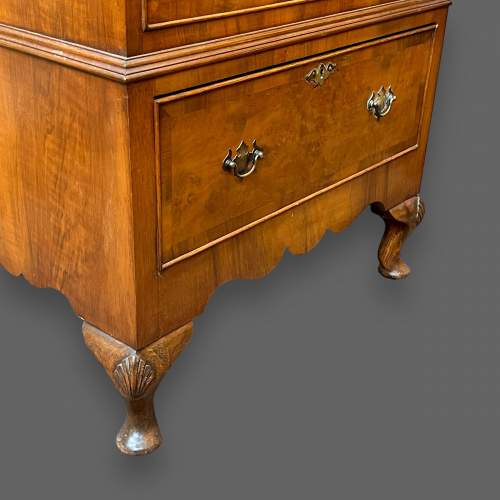 Early 20th Century Queen Anne Style Chest on Stand image-5