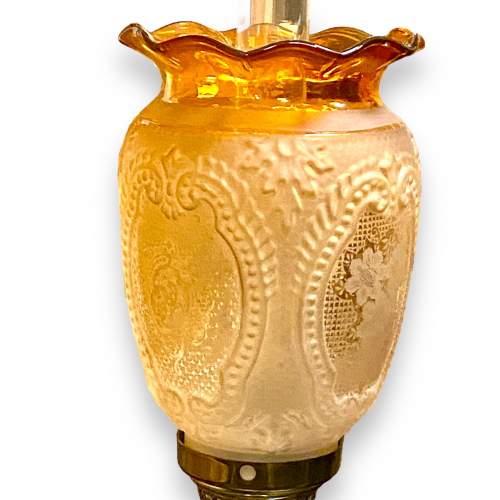 Victorian Decorative Onyx and Brass Oil Lamp image-3