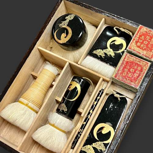 Japanese Geisha Make Up Box image-3