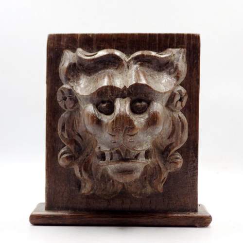 Antique 19th Century Carved Oak Lion Applique image-2