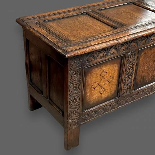Early 20th Century Titchmarsh and Goodwin English Oak Coffer image-5