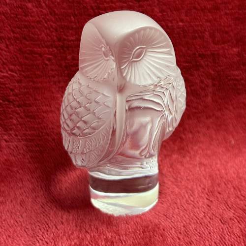 Lalique Chouette Owl Paperweight in Pristine Condition image-1